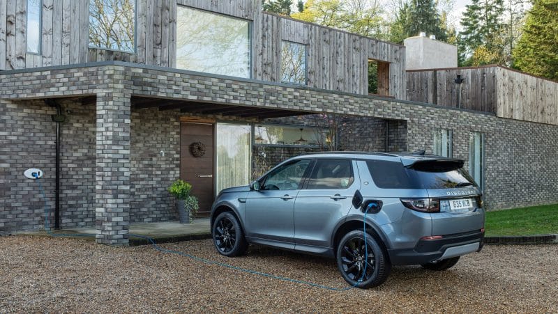 aria-label="New Land Rover Discovery Sport PHEV 3"