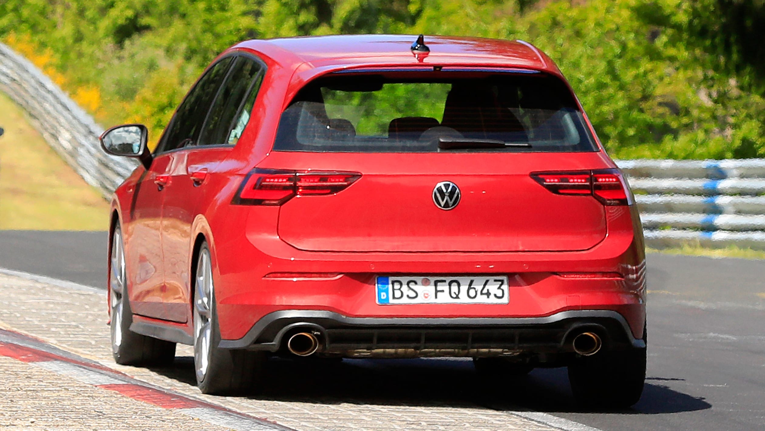 aria-label="Volkswagen Golf GTI Clubsport spyshots 9"